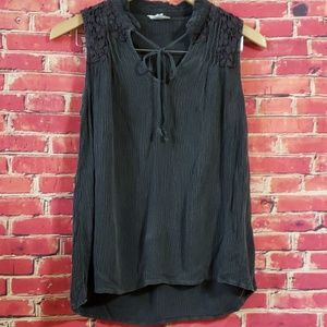 Caslon Gray Women's Sleeveless Top Blouse Size M